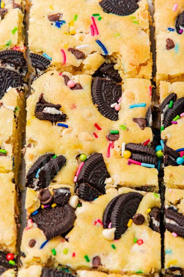 Sprinkles Party Blondies - Image 2