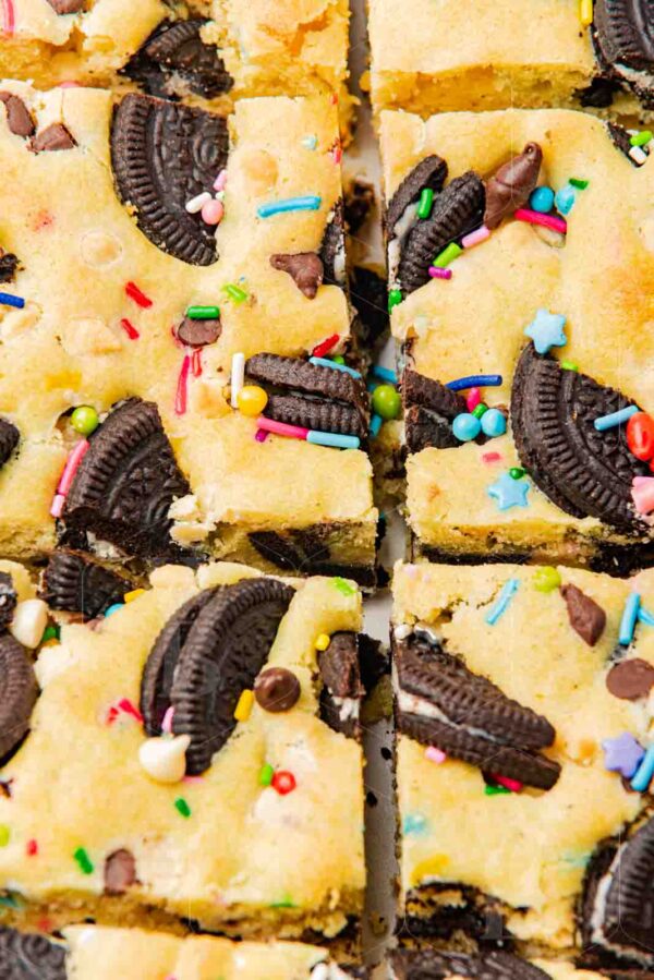 Sprinkles Party Blondies - Image 5
