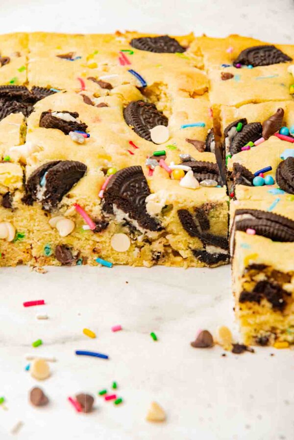Sprinkles Party Blondies - Image 7