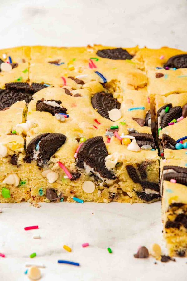 Sprinkles Party Blondies - Image 8