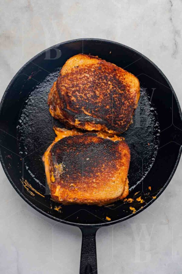 Classic Patty Melt with Caramelized Onions & Thousand Island Sauce - Image 69