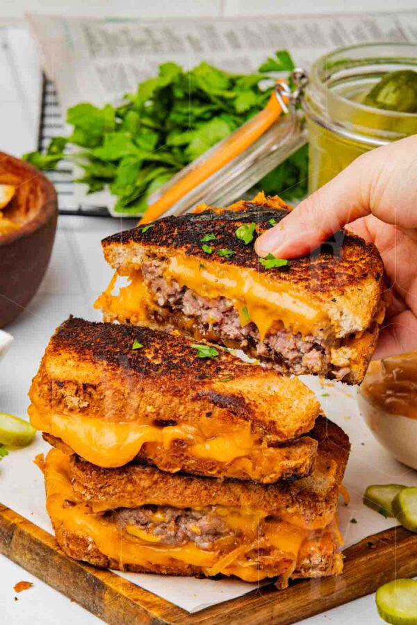 Classic Patty Melt with Caramelized Onions & Thousand Island Sauce - Image 12