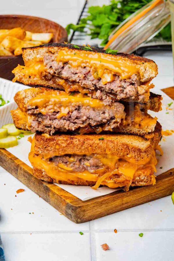 Classic Patty Melt with Caramelized Onions & Thousand Island Sauce - Image 18