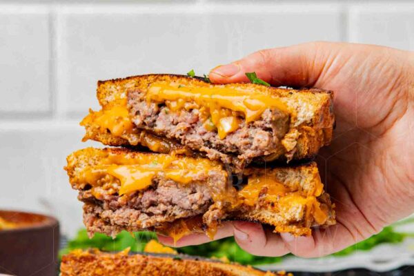 Classic Patty Melt with Caramelized Onions & Thousand Island Sauce - Image 24