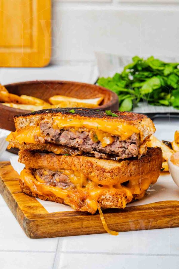 Classic Patty Melt with Caramelized Onions & Thousand Island Sauce - Image 28