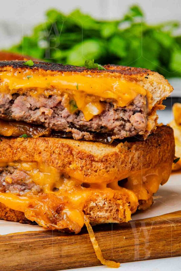 Classic Patty Melt with Caramelized Onions & Thousand Island Sauce - Image 29