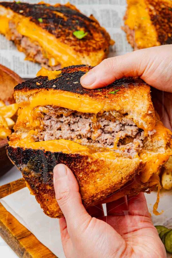 Classic Patty Melt with Caramelized Onions & Thousand Island Sauce - Image 33