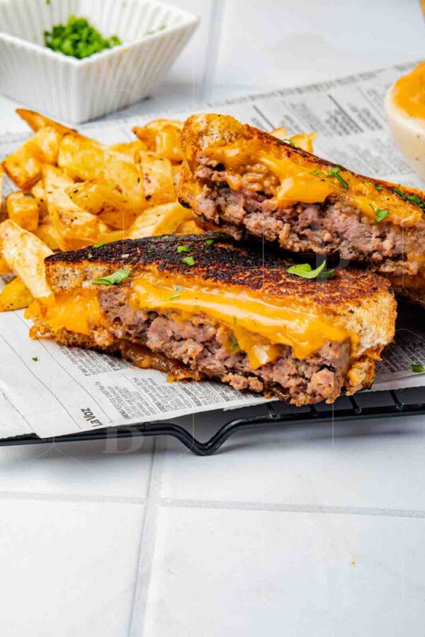 Classic Patty Melt with Caramelized Onions & Thousand Island Sauce - Image 34