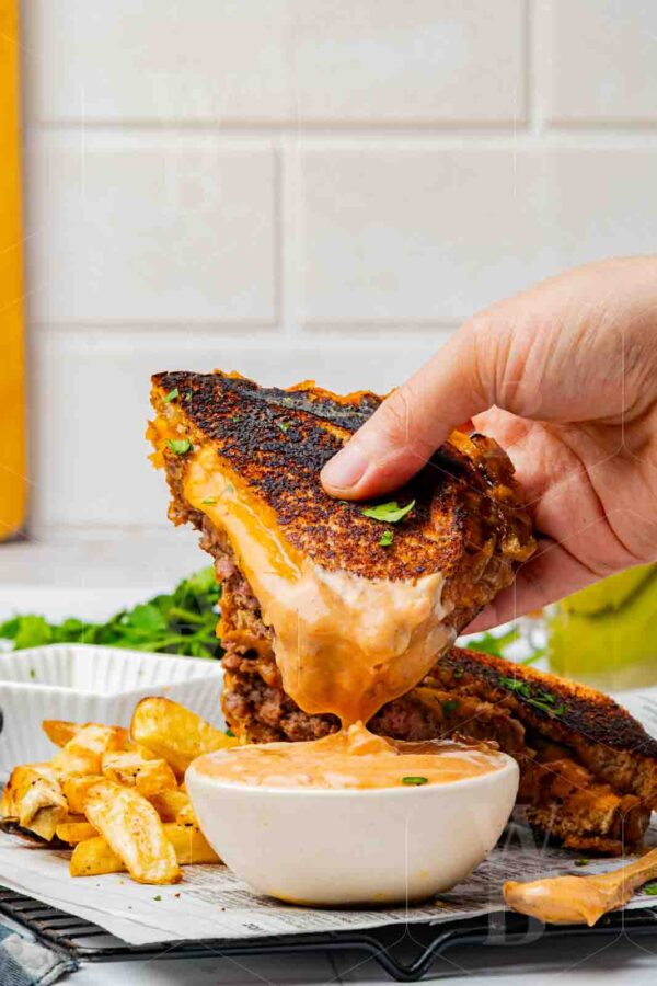 Classic Patty Melt with Caramelized Onions & Thousand Island Sauce - Image 39