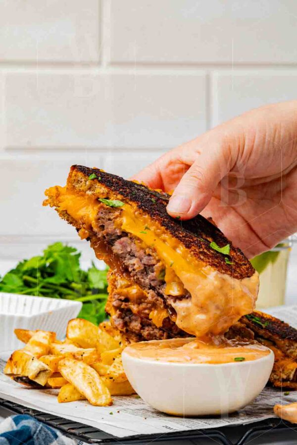 Classic Patty Melt with Caramelized Onions & Thousand Island Sauce - Image 44