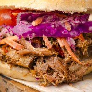 Slow Cooker Tex-Mex Pulled Pork Sandwiches [Set 2]