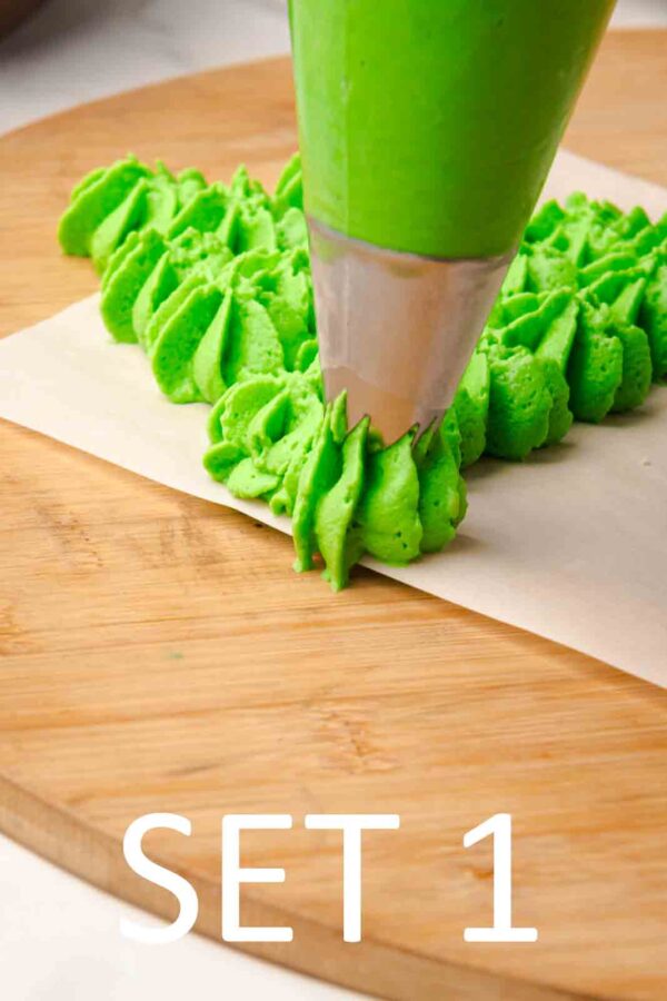 Christmas Frosting Board [Set 1] - Image 34