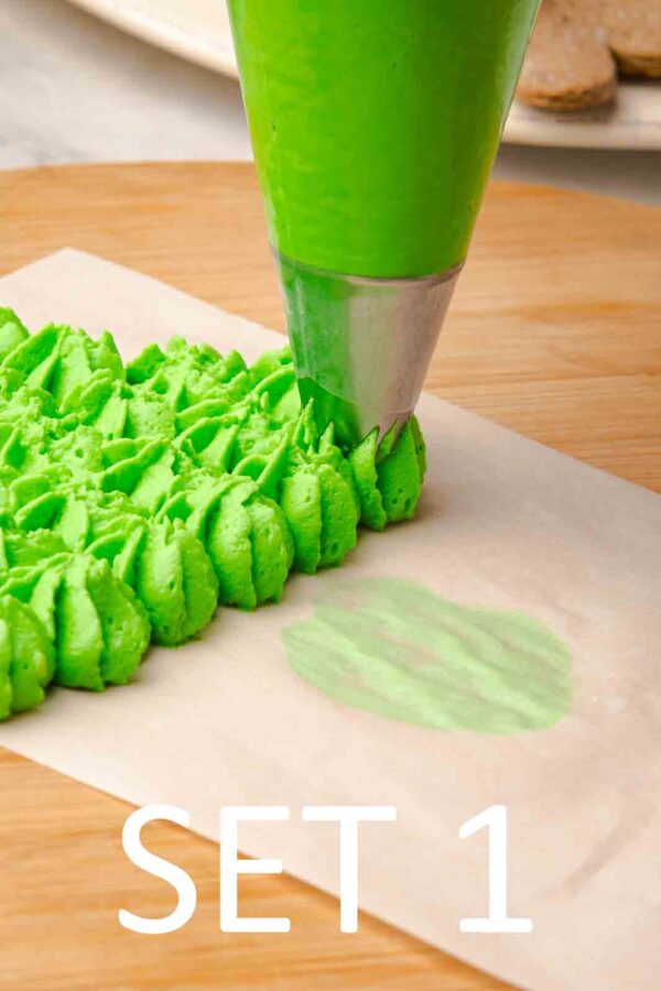 Christmas Frosting Board [Set 1] - Image 35