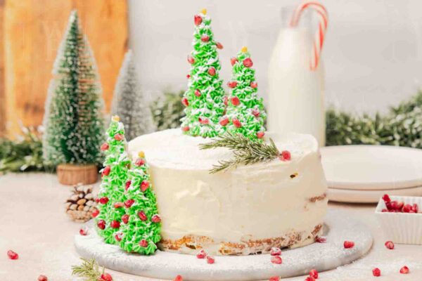 Christmas Cake - Image 10