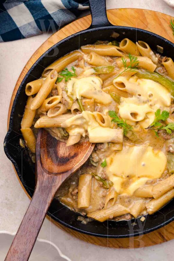 One-Skillet Philly Cheesesteak Pasta - Image 5