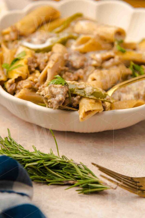 One-Skillet Philly Cheesesteak Pasta - Image 19