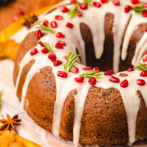 Gingerbread Bundt Cake [Set 2]