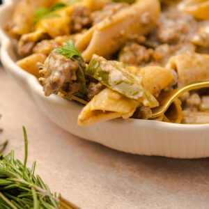 One-Skillet Philly Cheesesteak Pasta