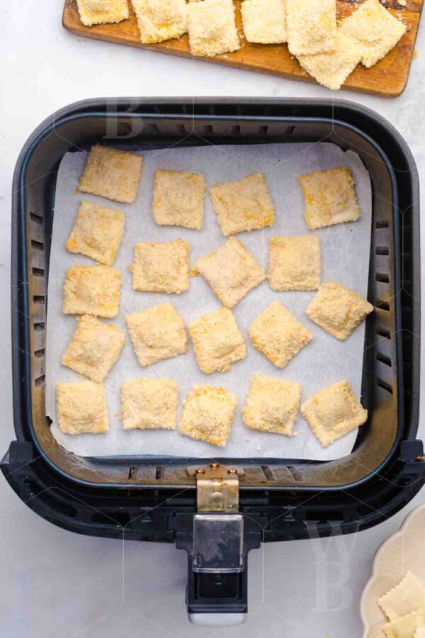 Air Fryer Ravioli With Marinara Sauce - Image 47