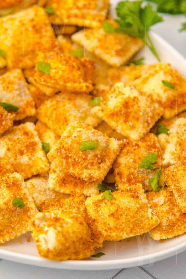 Air Fryer Ravioli With Marinara Sauce - Image 6