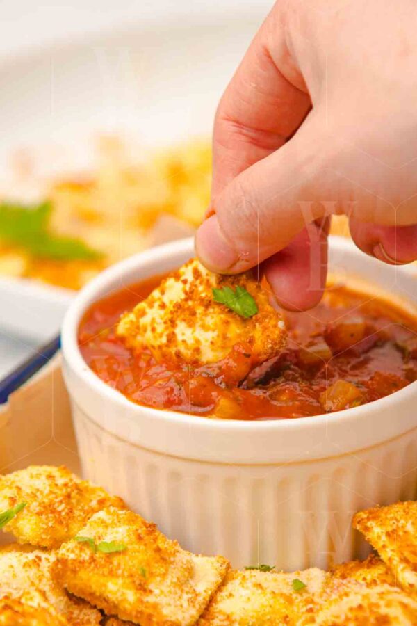 Air Fryer Ravioli With Marinara Sauce - Image 19