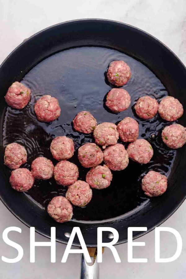 Slow Cooker Festive meatballs with Raspberry Chili Sauce [Set 1] - Image 53