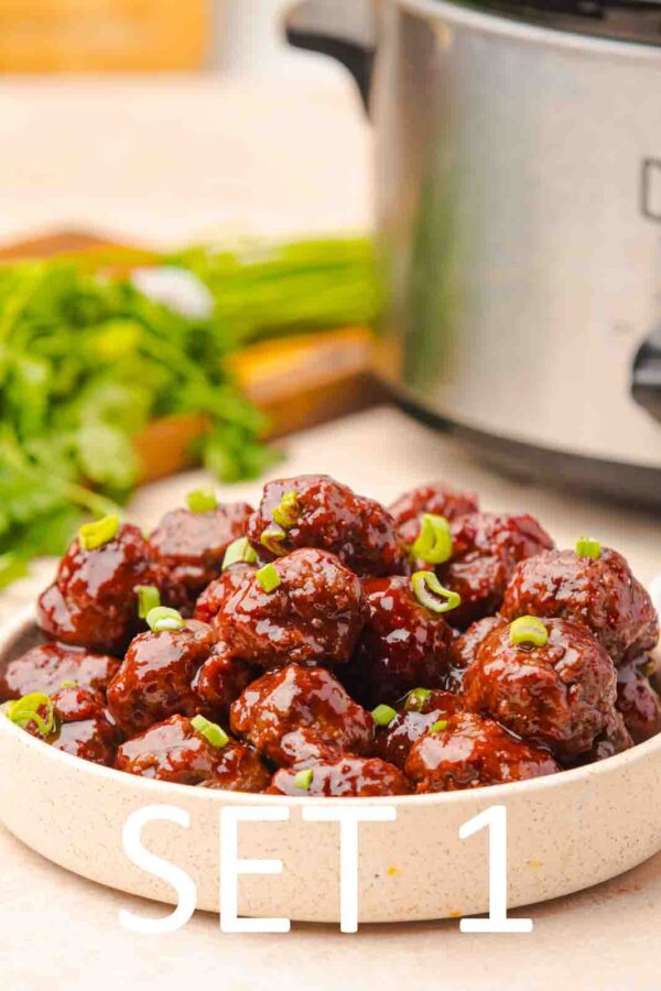 Slow Cooker Festive meatballs with Raspberry Chili Sauce [Set 1] - Image 9